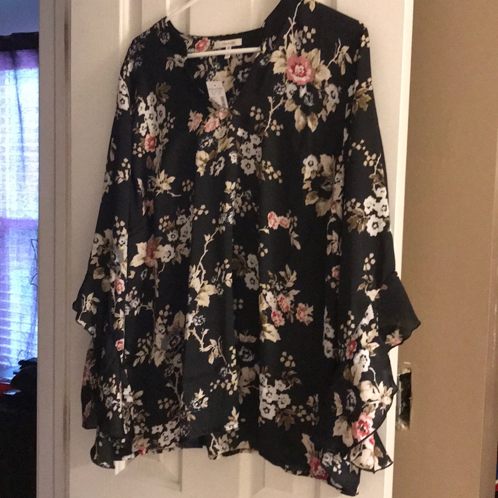 Maurice’s top, NWT
